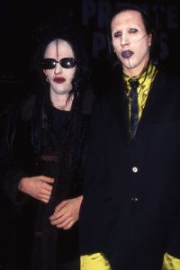 Marilyn Manson 1997 NYC.jpg